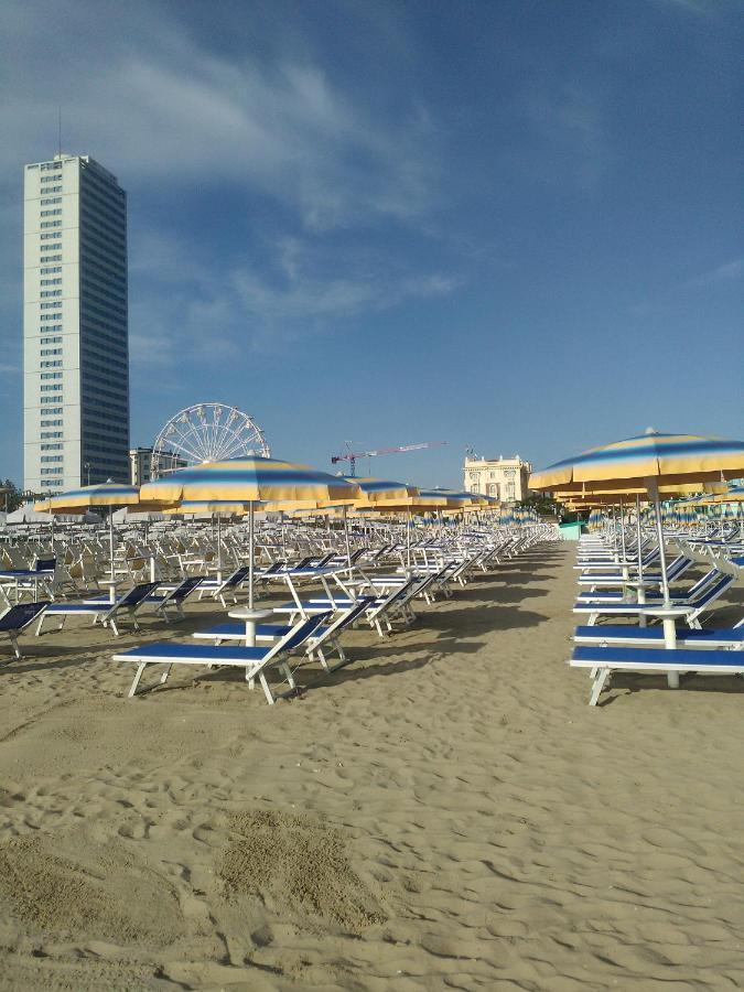 Hotel Marcus Cesenatico Exterior photo